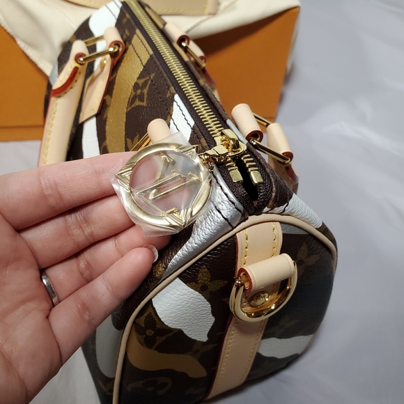 SOLD Louis Vuitton League of Legends Speedy b - Picture 7 of 13